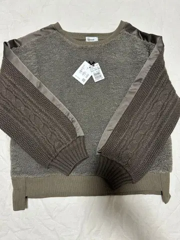 [ 미사용 새상품 ] 야마다야 LASUD 모카 긴팔 스웨터