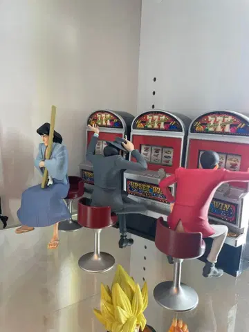 루팡 3세 루팡 일당 집합 피규어 슬롯 머신 ver. 3종 세트