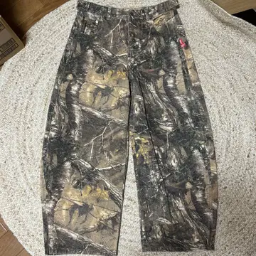 9090 카모 패턴 배기 데님