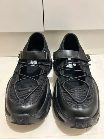 MARY QUANT x PUBLUX 메리제인 스니커즈