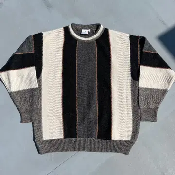 90s VINTAGE 이탈리아제 총무늬 니트 스트라이프 니트 헤링본