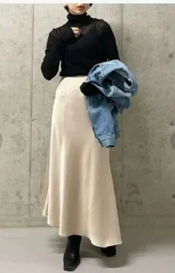 새상품 Mila Owen 미라 오웬 아지메 머메이드 스커트