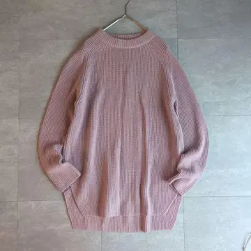 데프레 크루넥 니트 스웨터 긴팔 투모로우랜드 더스티 핑크