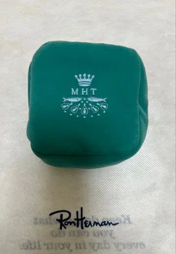 마리 에레느 드 타야크 주얼리 파우치