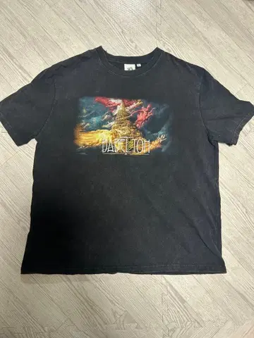 미세스 그린애플 바벨탑 티셔츠 L 사이즈