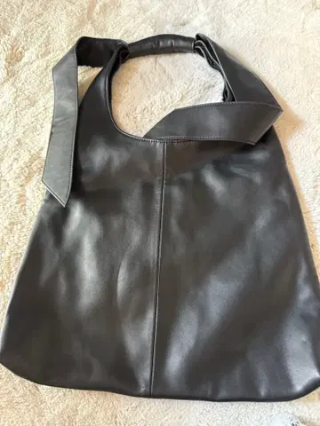 HARE 신세틱 레더 쇼퍼 토트백