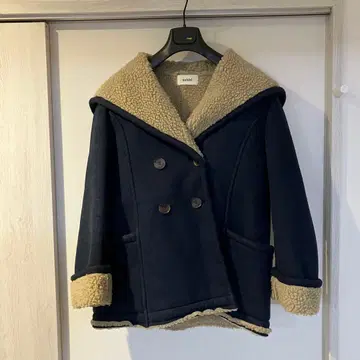 스나이델 보아 자켓 무스탕 코트