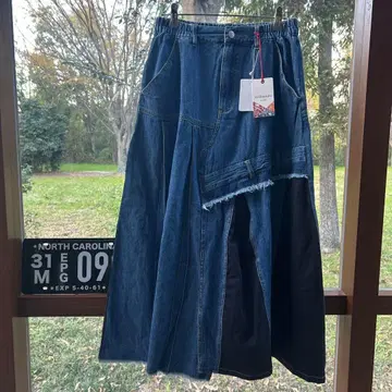 리빌드 아지메 플리츠 데님 스커트 BLUE 데님 x 네이비