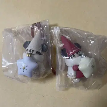 디즈니 크리스마스 2025 릴린린 캡슐 토이 빨간색 화이트 컬러