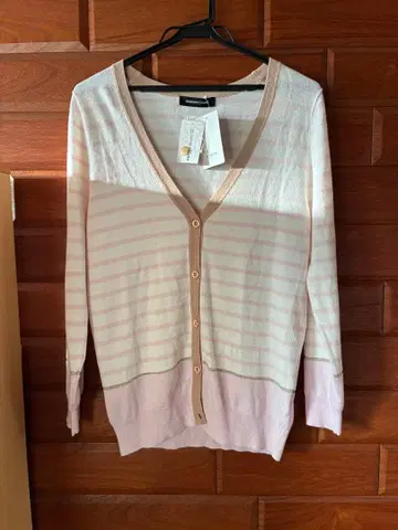 [ QUEENS COURT ] 택 포함 새상품 핑크 보더 V넥 가디건