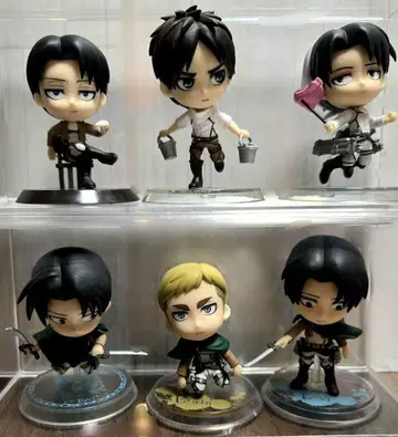 진격의 거인 큥캐러 피규어