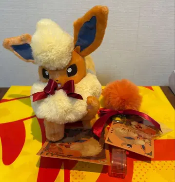 이브이 컬렉션 부스터 봉제 인형 키링