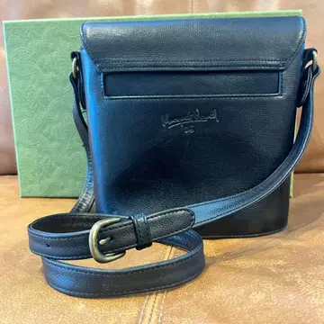 구 로고 새상품급 레어 마가렛호웰 숄더백 블랙 올 레더