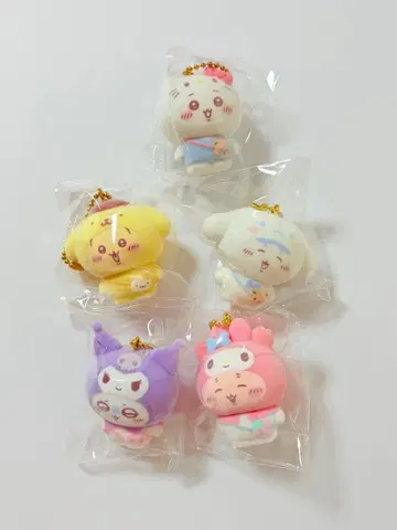 치이카와 산리오 콜라보 플로키 마스코트