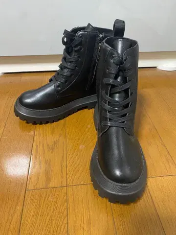 블랙 밀리터리 부츠 합성 피혁