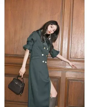 Lily Brown 더블 트렌치 원피스