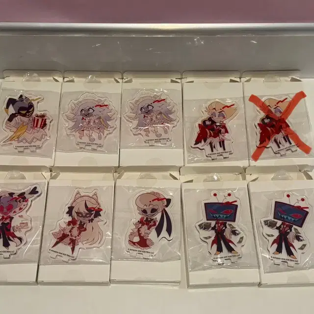 해즈빈호텔 B그룹 전체 미니아크릴스탠드 콜라보카페 루시퍼 복스