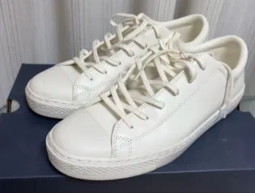 2회 착용 컨버스 가죽 올스타 쿠페 화이트 26.5cm