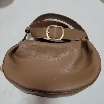 nuclear moitytto 누텔라 숄더백 골드 모티브