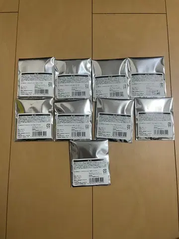 토겐안키 메탈릭 캔뱃지 BOX 결품 있음