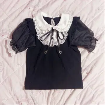 노에미 상의 블랙 지뢰계 양산형 반팔