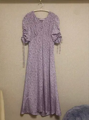 SNIDEL 라벤더 머메이드 프린트 원피스