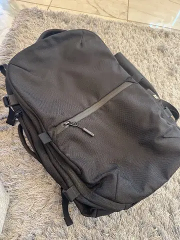 Aer 블랙 백팩 - 복수 포켓 부착