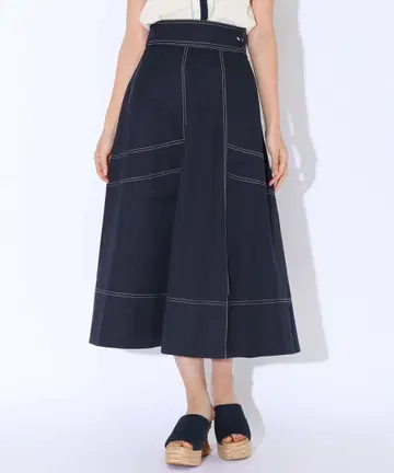 하이 웨이스트 사이드 버튼 플레어 스커트