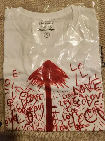 오미야 리 T셔츠 S 사이즈