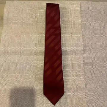 수트 컴퍼니 와인 레드 스트라이프 넥타이