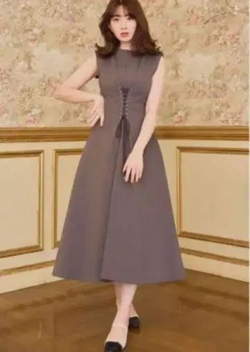 herlipto 프론트 레이스업 미디 드레스