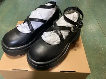 axes femme 엑시즈팜 통굽 크로스 스트랩 신발 블랙 S