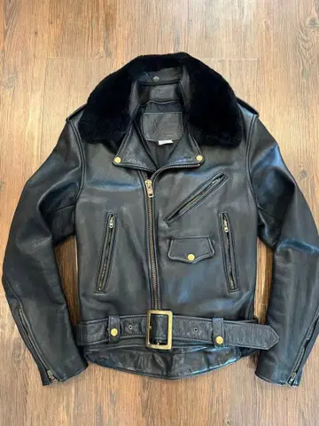 Branded Garments 보아 부착 더블 라이더스 폴리스맨 자켓