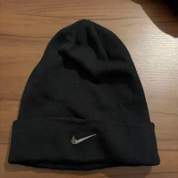 Nike 블랙 니트 모자 아크릴 100%