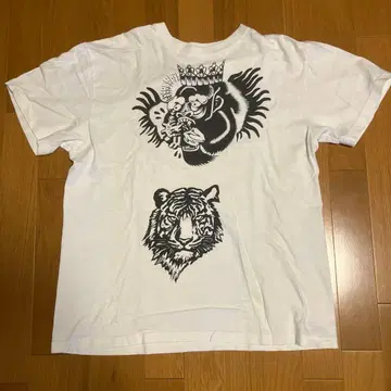 코너 맥그리거 T셔츠 화이트 L 사이즈