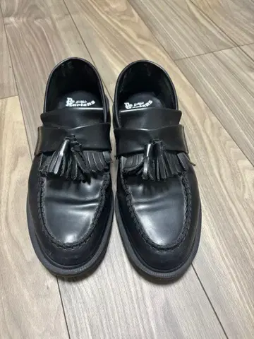 닥터마틴 태슬 로퍼
