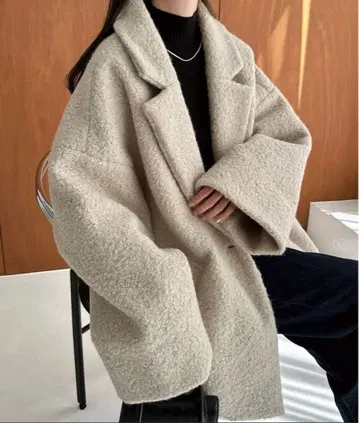 미들 기장 시프톤 보아 테일러드 코트