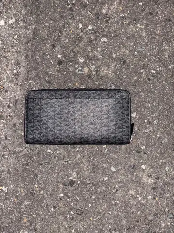 블랙 장지갑 지퍼식