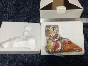 디즈니 스토어 칩&데일 피규어 크리스마스 세계 200개 한정판