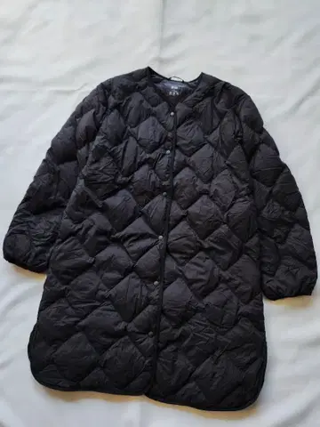 유니클로 울트라 라이트 다운 릴랙스 코트 블랙