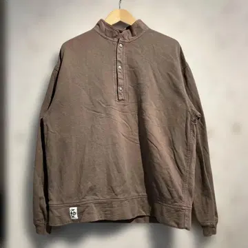 CHUMS 허리케인 탑 참스 브라운 맨투맨