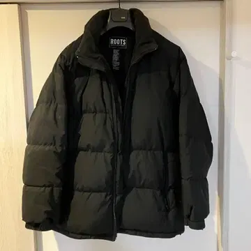 ROOTS 다운 자켓