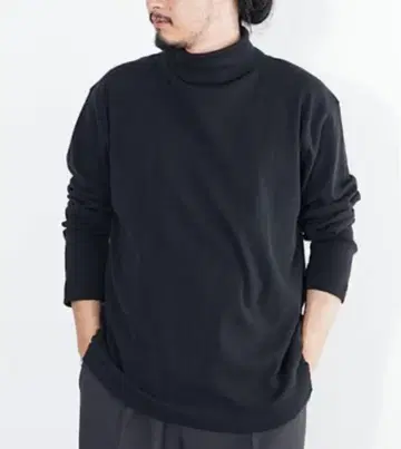 새상품 지치피 터틀넥 스웨터 블랙 사이즈 4 L 상당