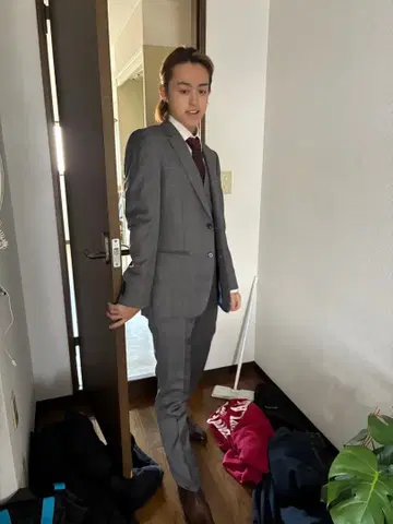 그레이 체크 무늬 쓰리피스 수트 낱개 판매