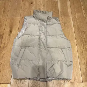 studioCLIP 슬리브리스 다운 베스트