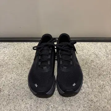 On cloudmonster 스니커즈 24cm