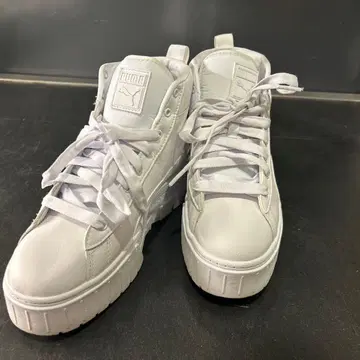 PUMA 화이트 하이컷 스니커즈
