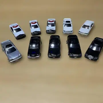 17 크라운 미니카