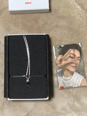 ENHYPEN 니키 반지 목걸이 트레이딩 카드 포함