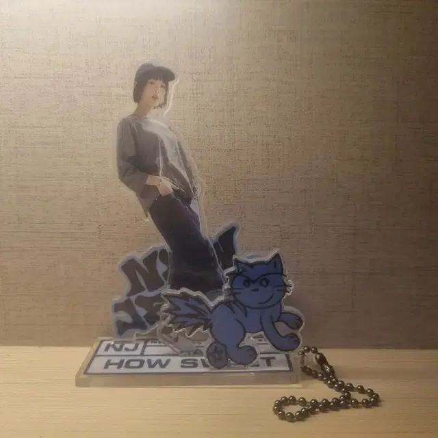 하니_뉴진스_아크릴스탠드